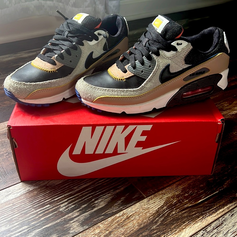 Nike Air Max 90 SE